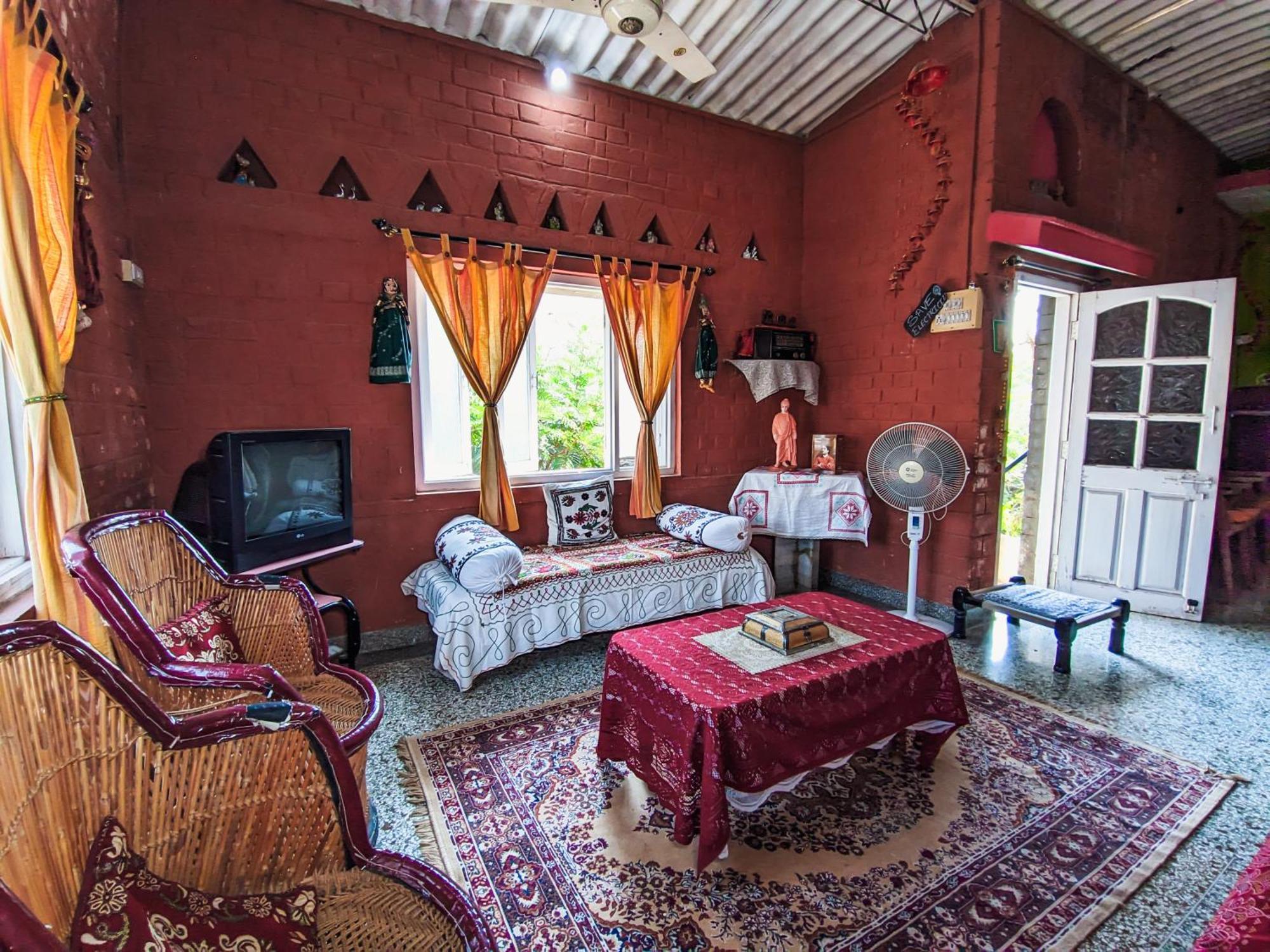 Jaat House Villa Bhuj Bagian luar foto